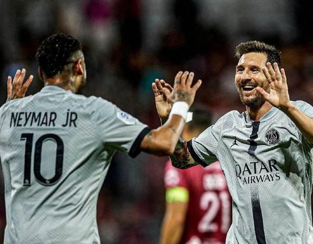 拉齐奥球迷抗议俱乐部导致球场空荡荡，洛蒂托：我不接受威胁（球迷抗议致拉齐奥主场冷清，洛蒂托回击：绝不接受威胁）