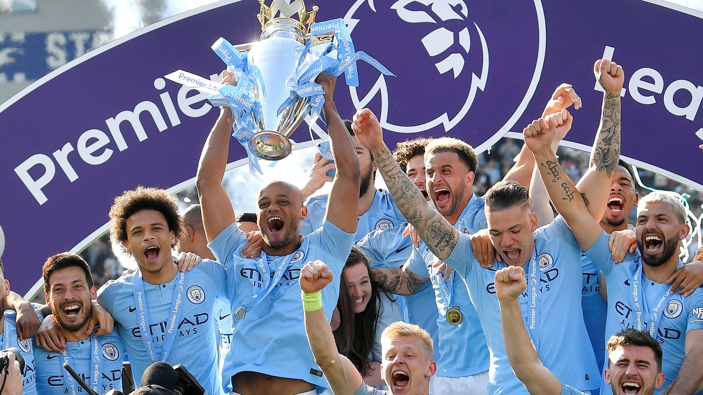 齐沃：我考虑的是队内球员而不是转会市场；满意迪乌夫的表现（齐沃：更看重队内挖潜而非转会引援，迪乌夫的表现让我满意）