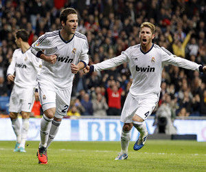 广东外援补强太有效了！奎因攻守一体，萨姆纳强解，萨林杰稳篮下（广东外援升级立见成效：奎因攻防全能，萨姆纳强势破防，萨林杰稳镇篮下）